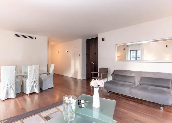 Gray D'albion 2 Bdr アパート *