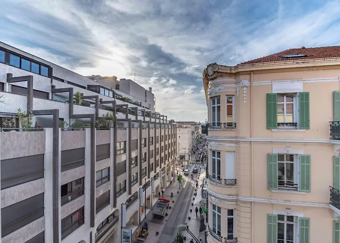 Gray D'albion 2 Bdr * カンヌ